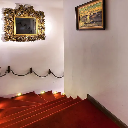 Royal In No 16 * Μπρατισλάβα